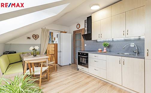 Prodej bytu 2+1 53 m², U Knihovny, Jindřichův Hradec - Jindřichův Hradec II