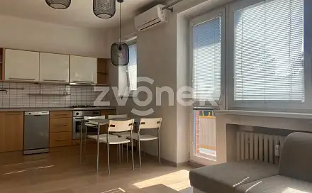Pronájem bytu 3+kk 63 m², Obeciny I, Zlín