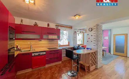 Prodej domu 450 m² s pozemkem 1 562 m², Strašín, okres Klatovy