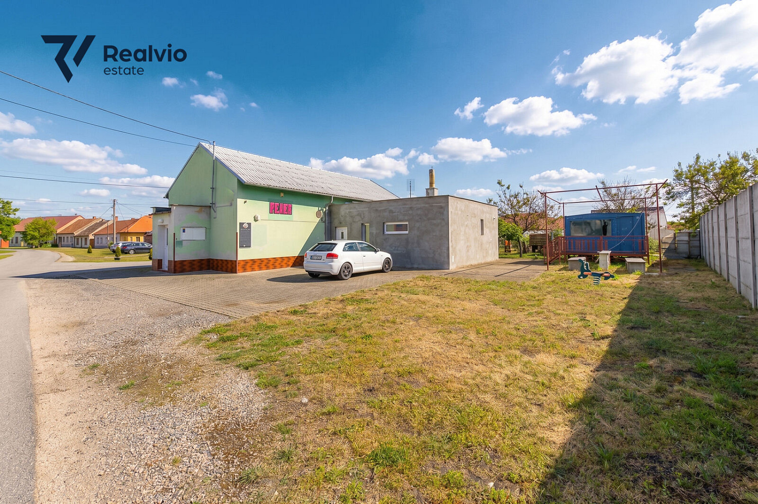 Prodej domu 136 m² s pozemkem 498 m² – fotografie 4