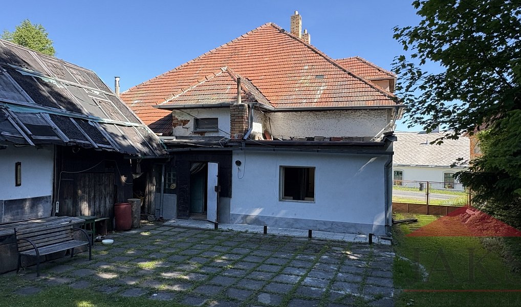 Prodej domu 200 m² s pozemkem 1 967 m², Strašín – náhled fotky 13