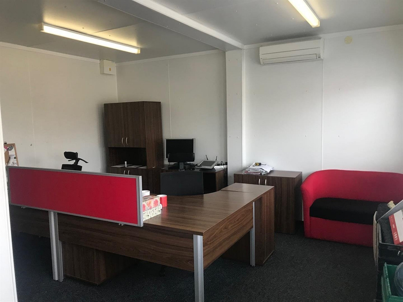 Pronájem obchodních prostor 30 m² – fotografie 3