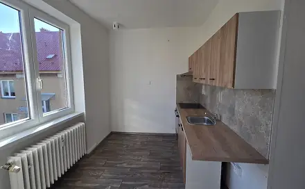 Pronájem bytu 2+1 51 m², Osvobození, Jirkov, okres Chomutov