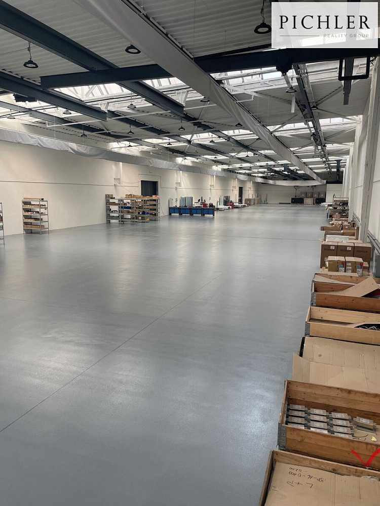Pronájem výrobních prostor 4 365 m² – fotografie 2