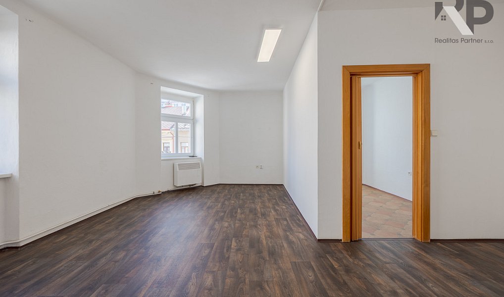 Pronájem bytu 2+1 56 m², Jihlava – náhled fotky 2