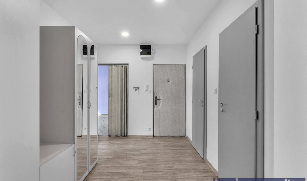 Prodej bytu 4+1 94 m², Hradec Králové – náhled fotky 4