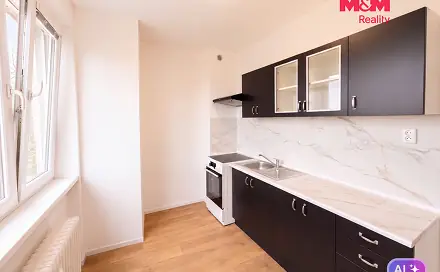 Pronájem bytu 2+1 58 m², Mírové náměstí, Louny