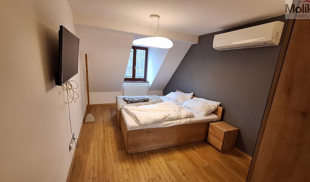 Prodej domu 425 m² s pozemkem 425 m², Teplice – náhled fotky 25
