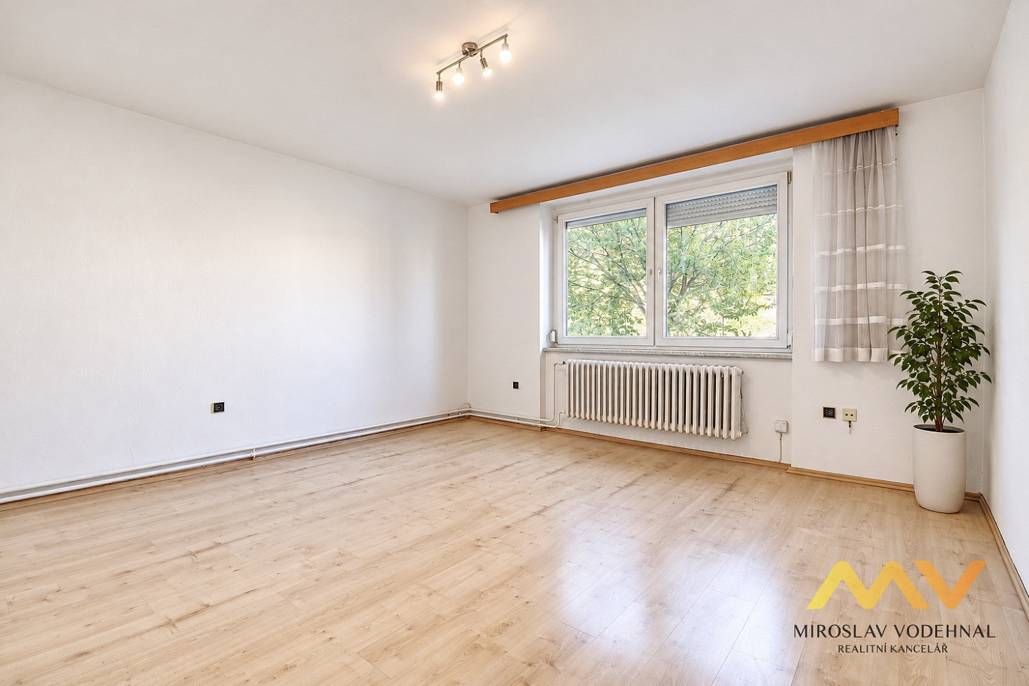 Pronájem bytu 3+1 74 m² – fotografie 4