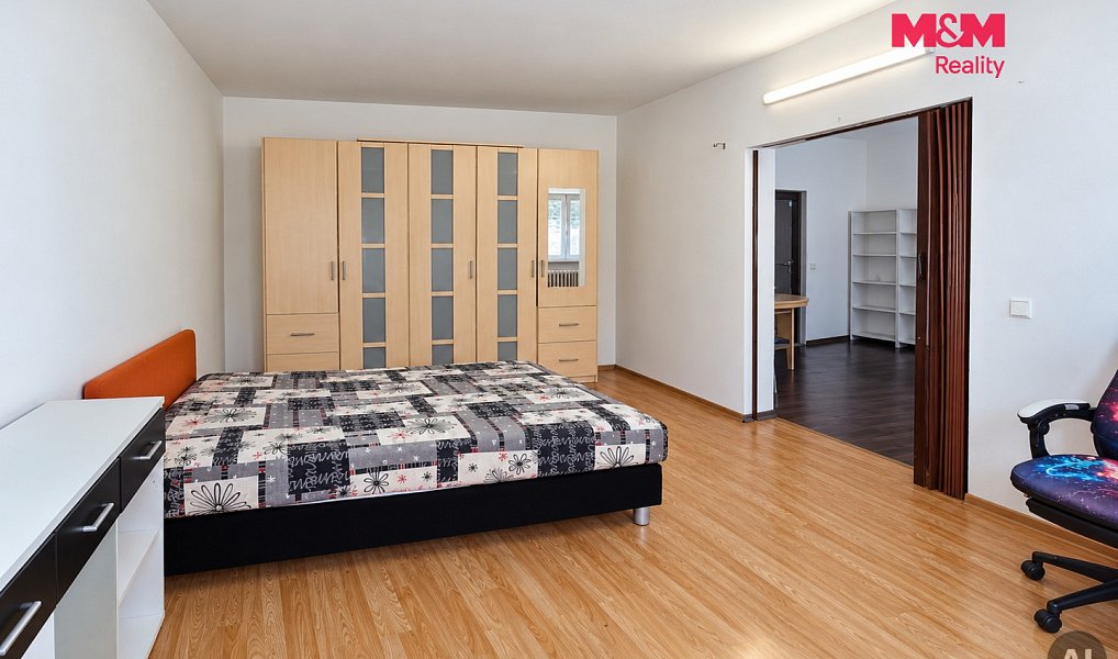 Prodej bytu 3+1 72 m², Rotava – náhled fotky 2