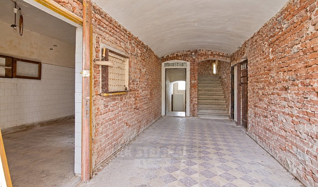 Prodej domu 431 m² s pozemkem 242 m², Moldava – náhled fotky 4