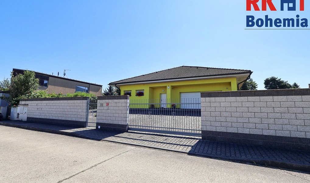 Prodej domu 266 m² s pozemkem 1 426 m², Šestajovice – náhled fotky 48