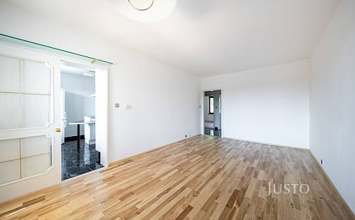 Pronájem bytu 4+1 125 m², Lesní, Třeboň - Třeboň II, okres Jindřichův Hradec