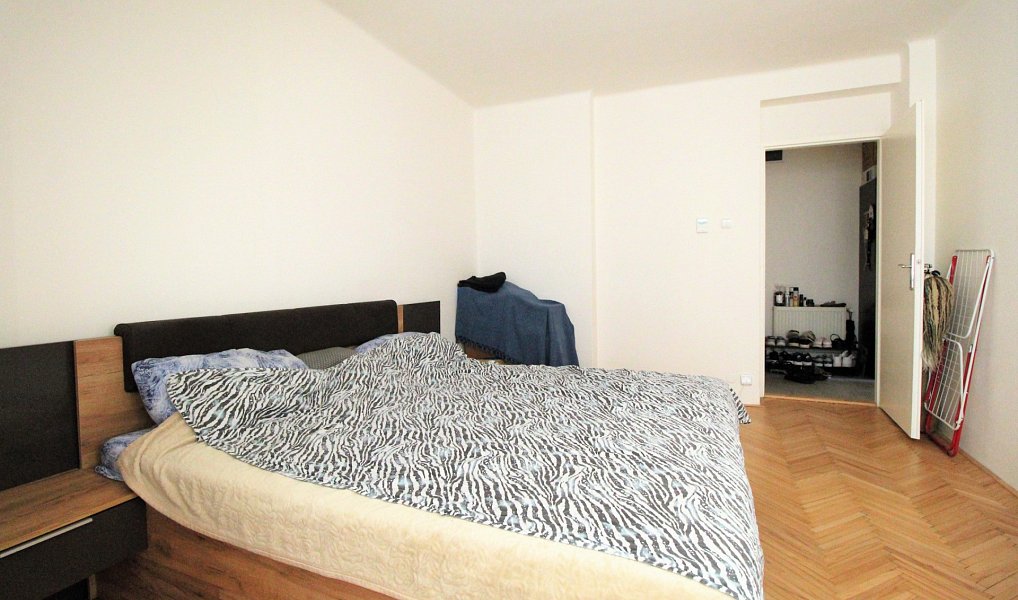 Pronájem bytu 2+kk 52 m², Praha – náhled fotky 3