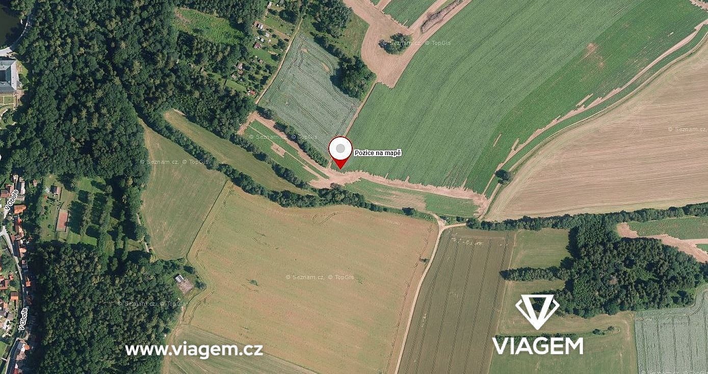 Prodej pole 2 304 m²