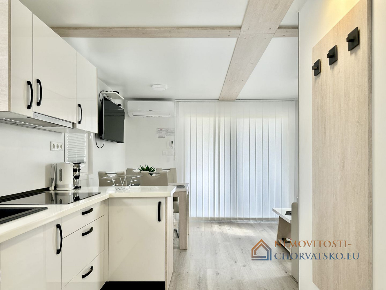 Prodej bytu 2+kk 84 m² – pohled 6