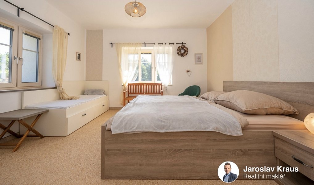 Prodej domu 373 m² s pozemkem 1 234 m², Roprachtice – náhled fotky 38