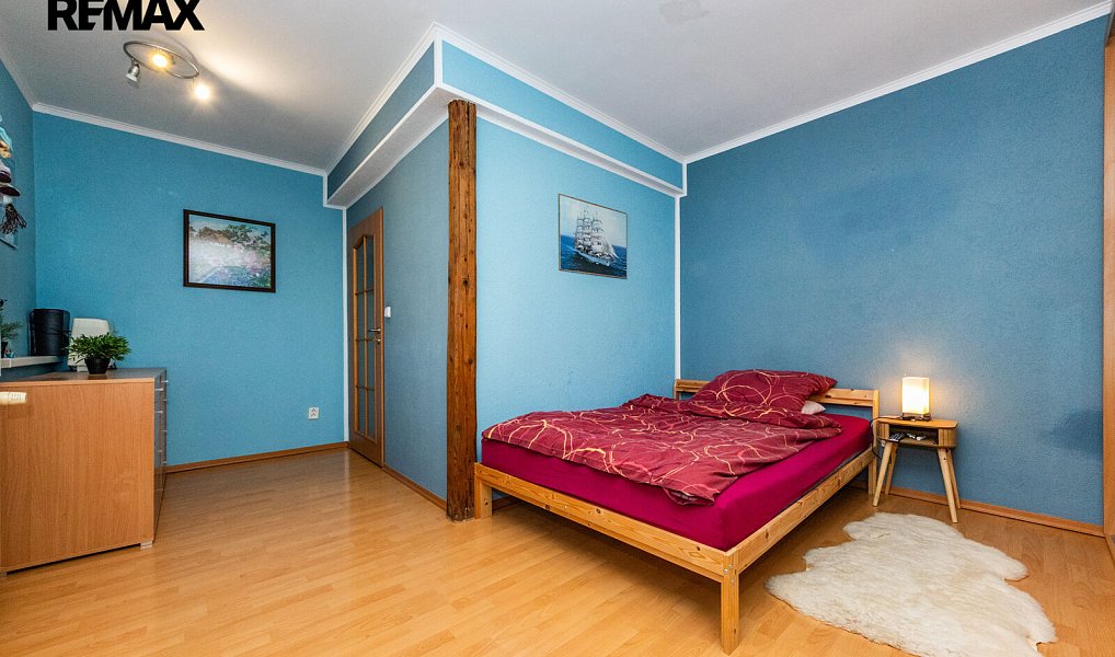 Prodej domu 309 m² s pozemkem 854 m², Kněževes – náhled fotky 17