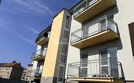 Pronájem bytu 2+kk 50 m², Lidická, Břeclav