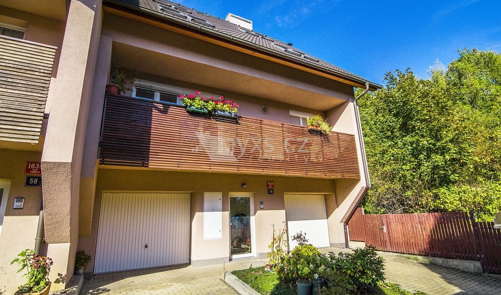 Pronájem bytu 3+kk 98 m², Praha – náhled fotky 3