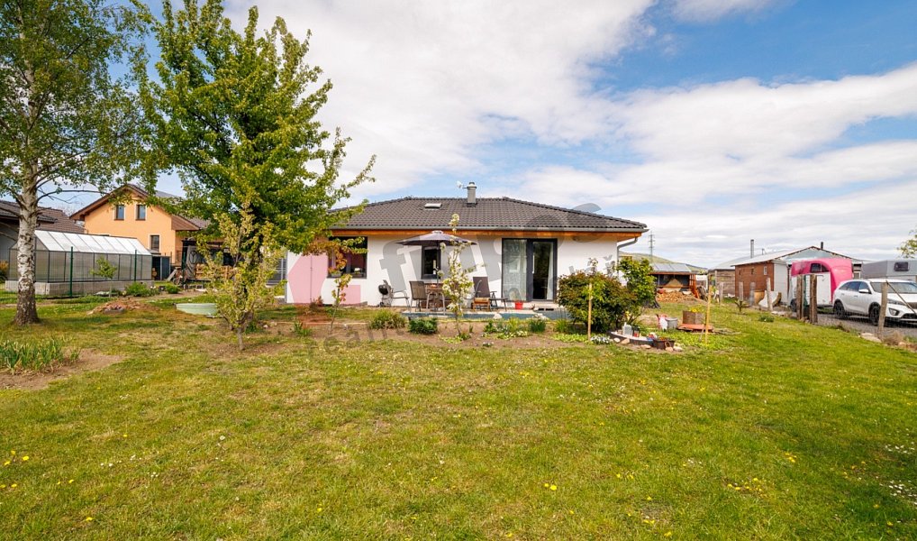 Prodej domu 66 m² s pozemkem 1 253 m², Dubí – náhled fotky 3