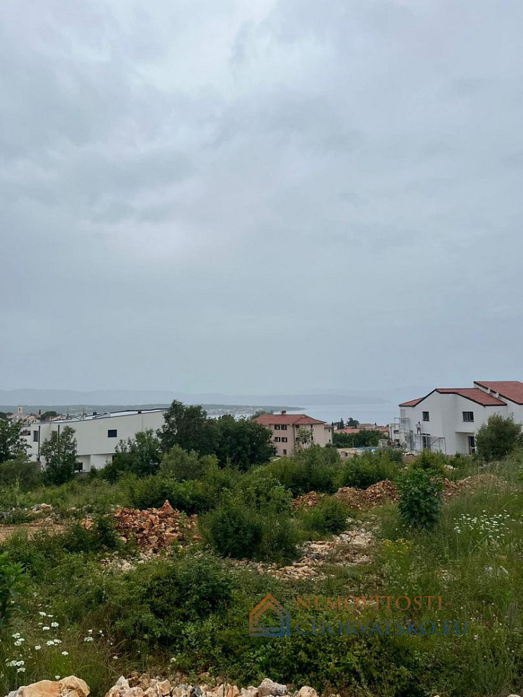 Prodej stavebního pozemku 819 m² – pohled 2