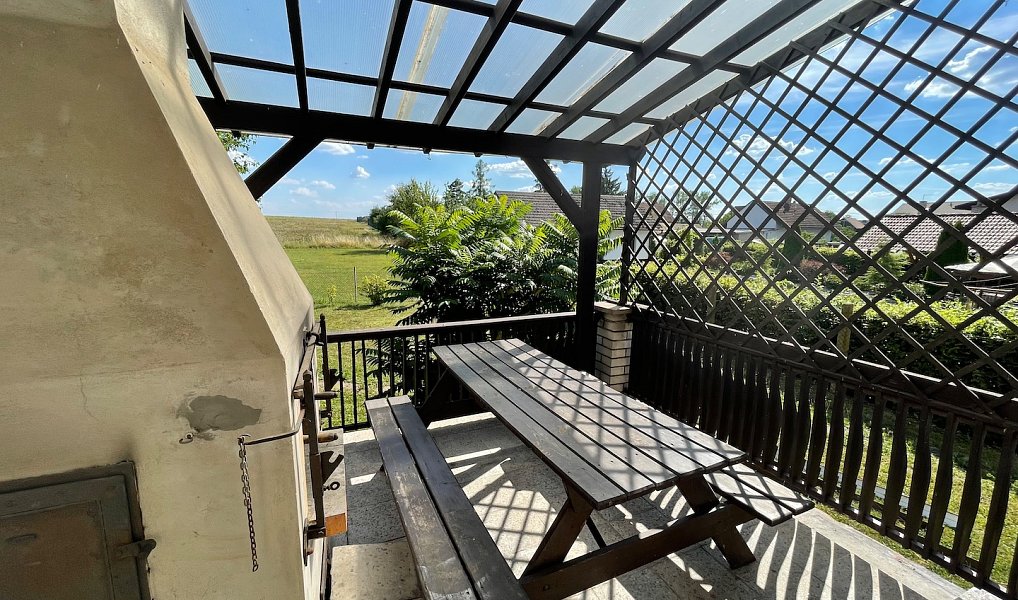 Pronájem domu 230 m² s pozemkem 601 m², Bříšťany – náhled fotky 11
