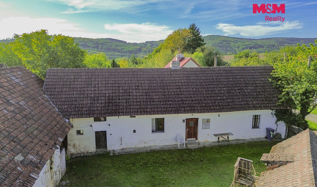 Prodej domu 138 m² s pozemkem 2 450 m², Neurazy – náhled fotky 3
