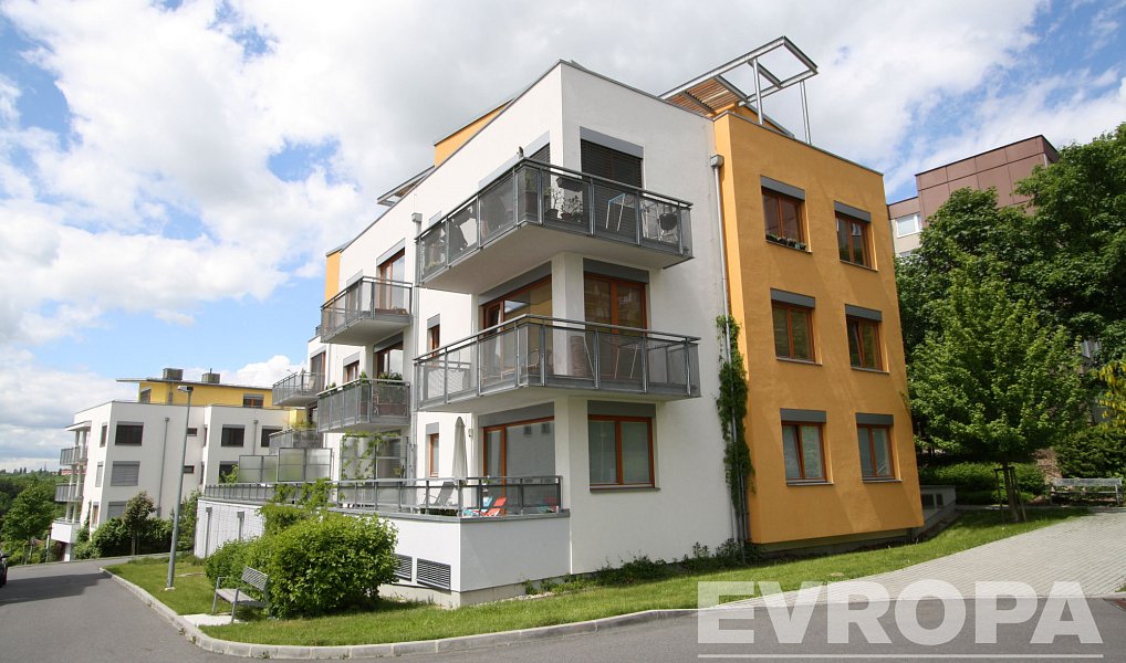 Pronájem bytu 2+kk 64 m², Praha – náhled fotky 2