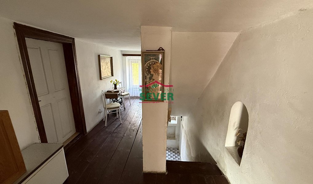 Prodej domu 300 m² s pozemkem 925 m², Čistá – náhled fotky 12