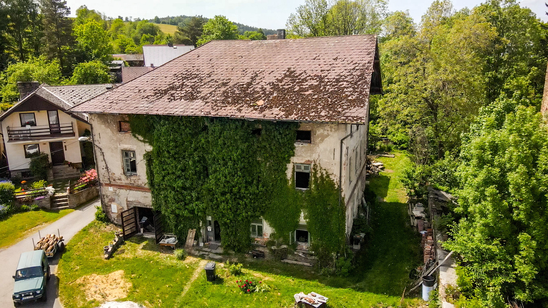 Prodej domu 450 m² s pozemkem 1 167 m²