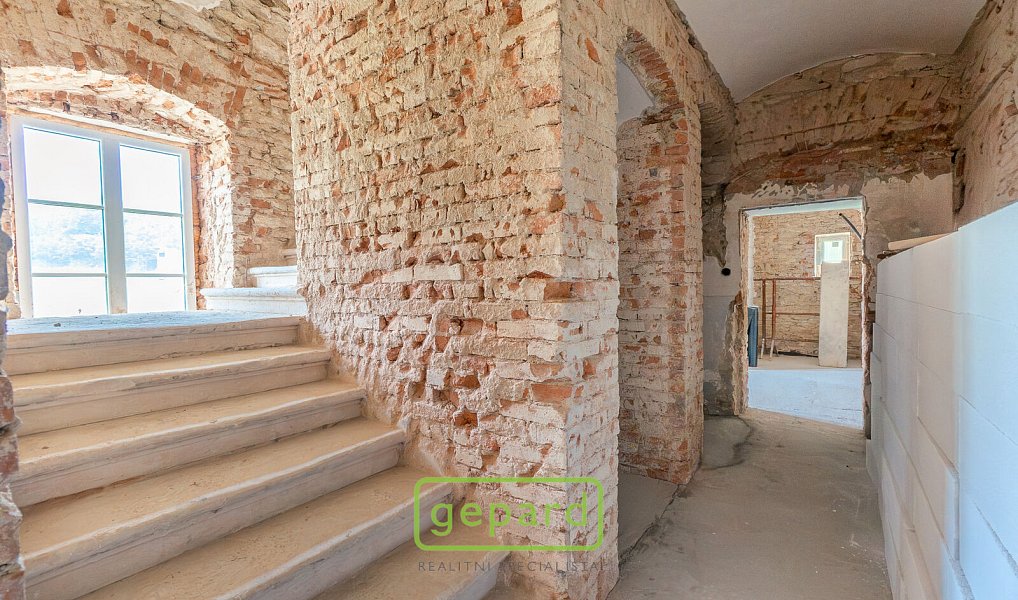 Prodej domu 388 m² s pozemkem 3 321 m², Kanina – náhled fotky 14