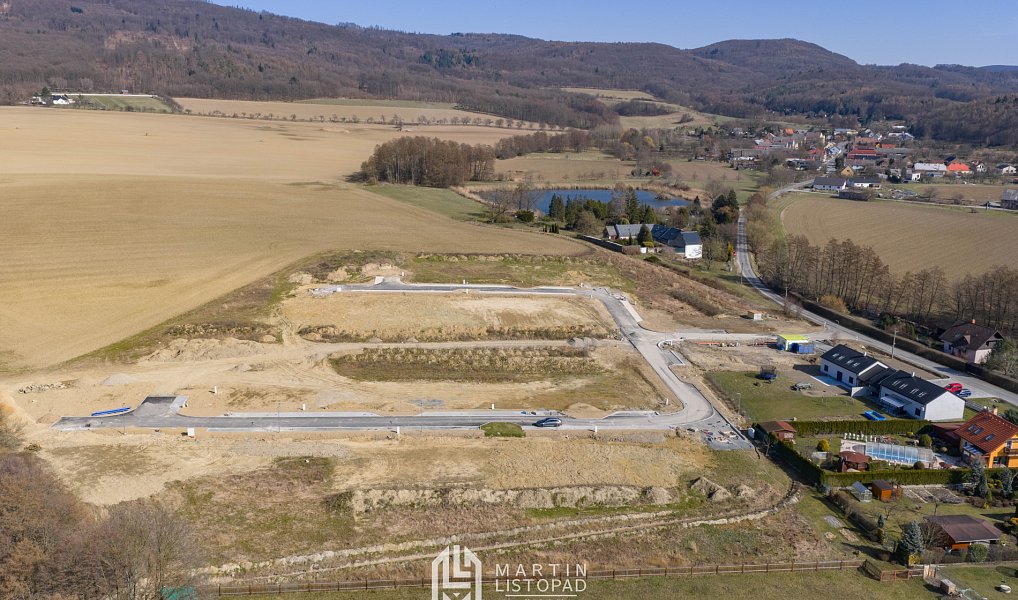 Prodej stavebního pozemku 743 m², Komárov – náhled fotky 8