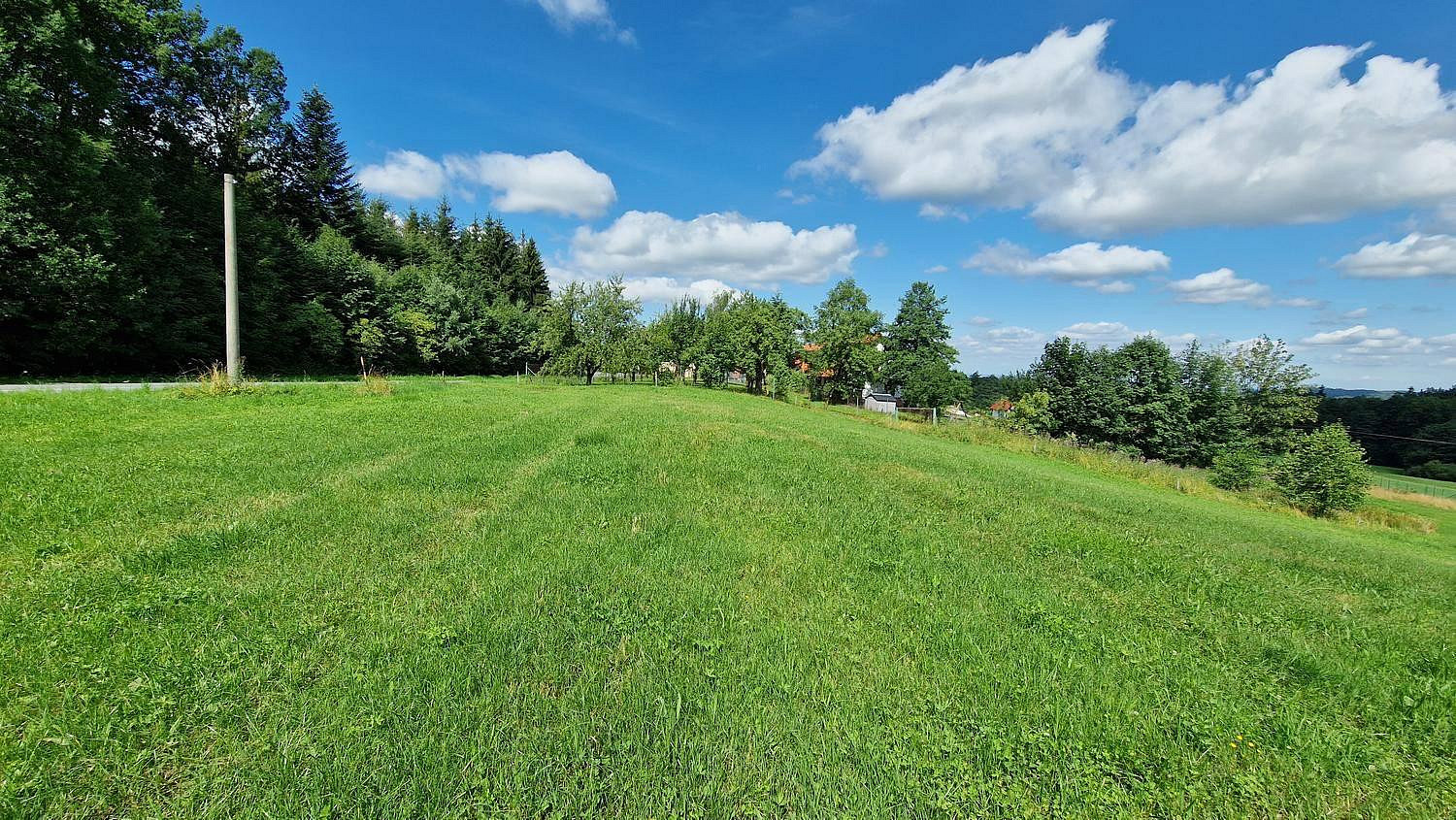 Prodej stavebního pozemku 1 440 m² – fotografie 4