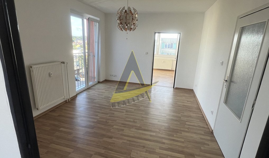 Pronájem bytu 3+1 70 m², Kaplice – náhled fotky 4