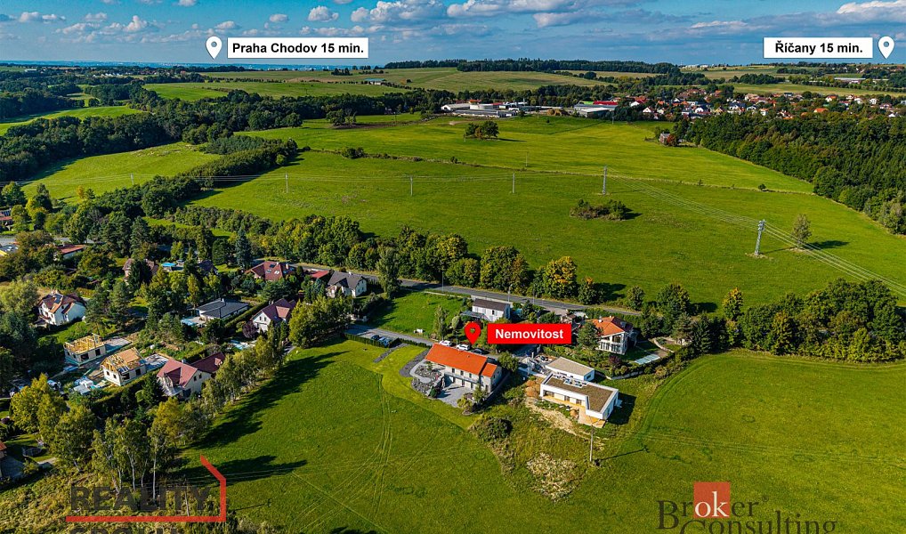 Prodej domu 298 m² s pozemkem 900 m², Kamenice – náhled fotky 10