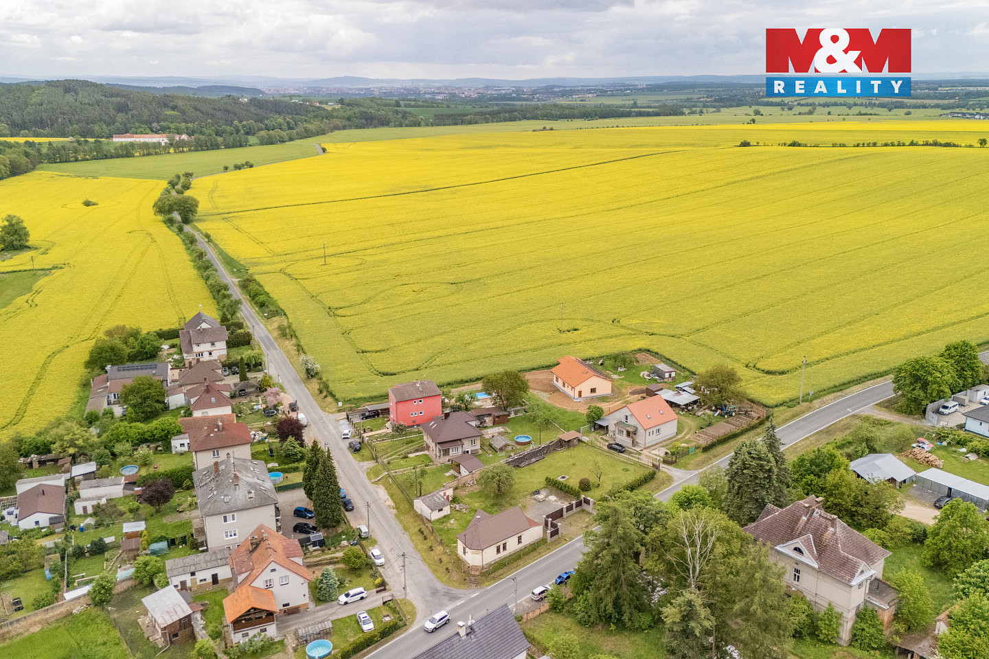 Prodej stavebního pozemku 1 281 m² - View 4