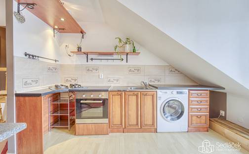 Prodej bytu 3+1 105 m², Antonína Uxy, Plzeň - Jižní Předměstí