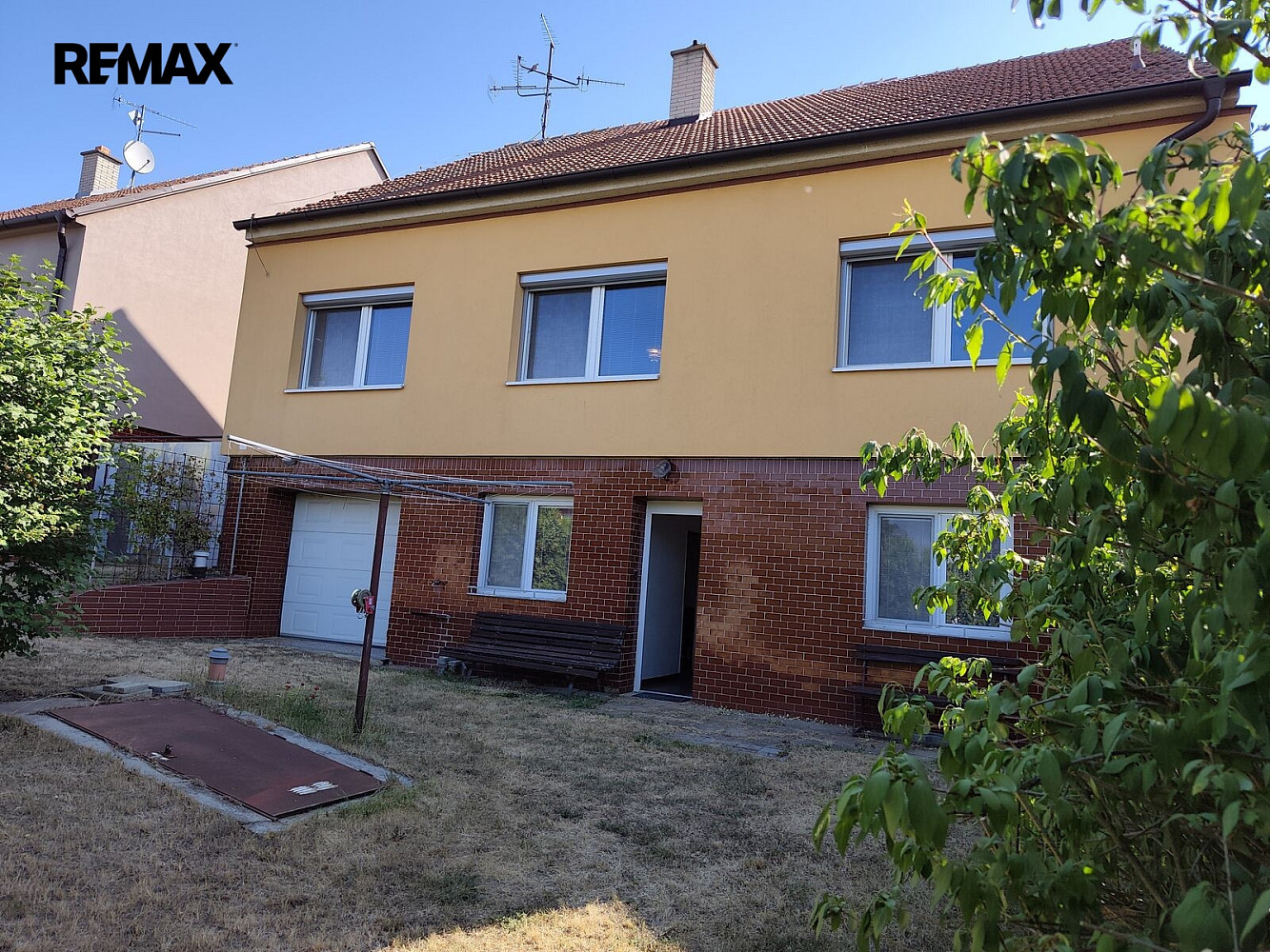 Prodej domu 216 m² s pozemkem 694 m²