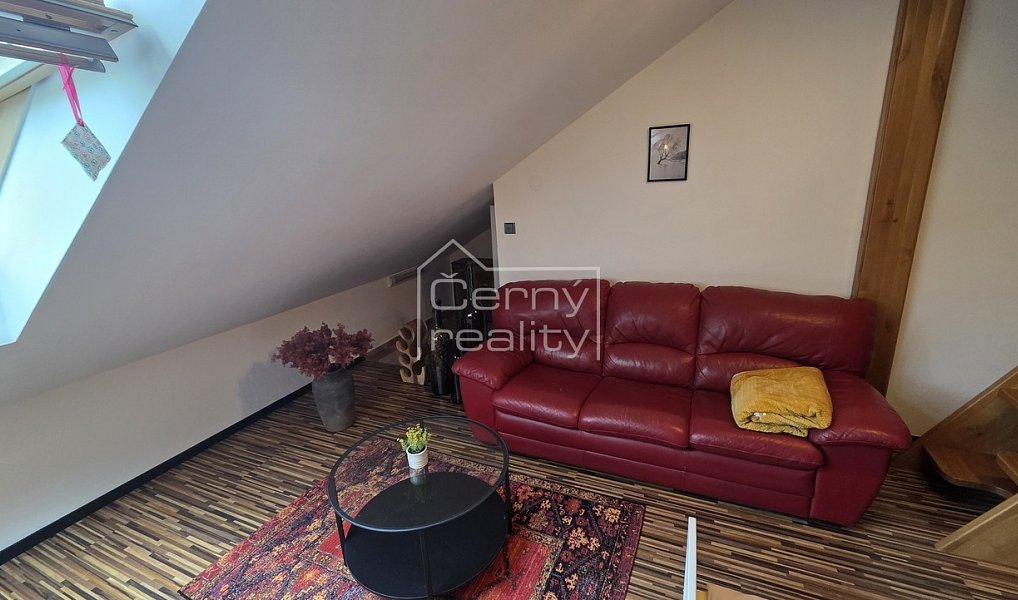 Pronájem bytu 1+kk 50 m², Jičín – náhled fotky 14