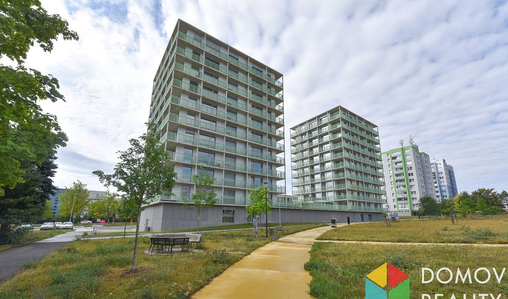 Pronájem bytu 1+kk 36 m², Plzeň – náhled fotky 2