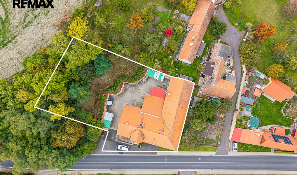 Prodej ubytovacího objektu 670 m², Zbrašín – náhled fotky 3
