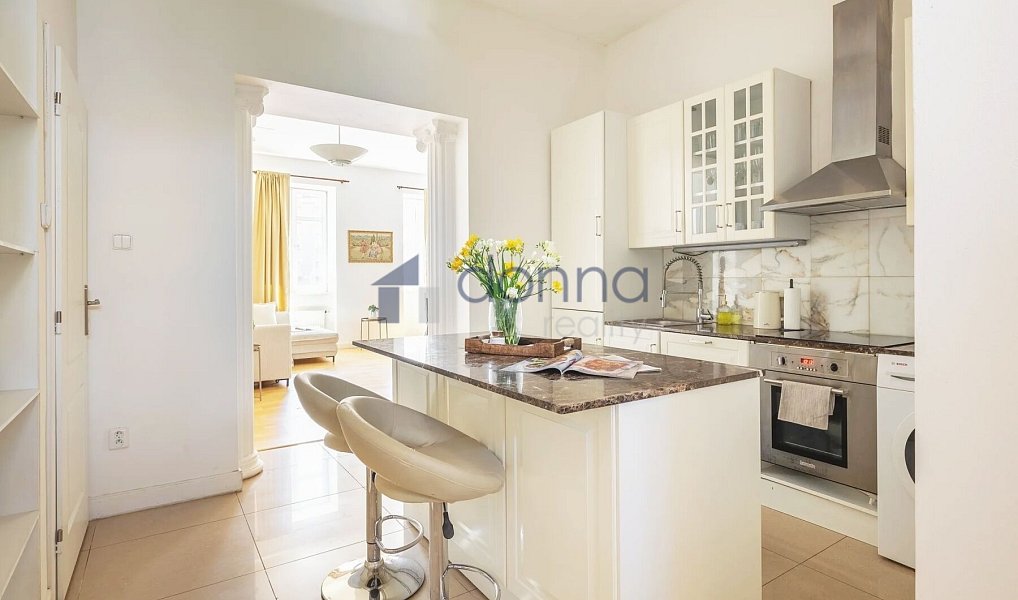 Pronájem bytu 3+kk 100 m², Praha – náhled fotky 2