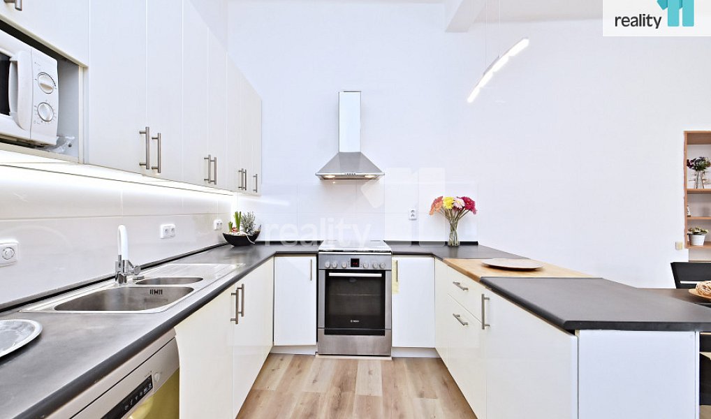 Pronájem bytu 5+kk 105 m², Praha – náhled fotky 6