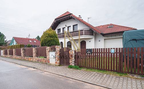 Prodej domu 241 m² s pozemkem 942 m², Kubátova, Plzeň - Bolevec