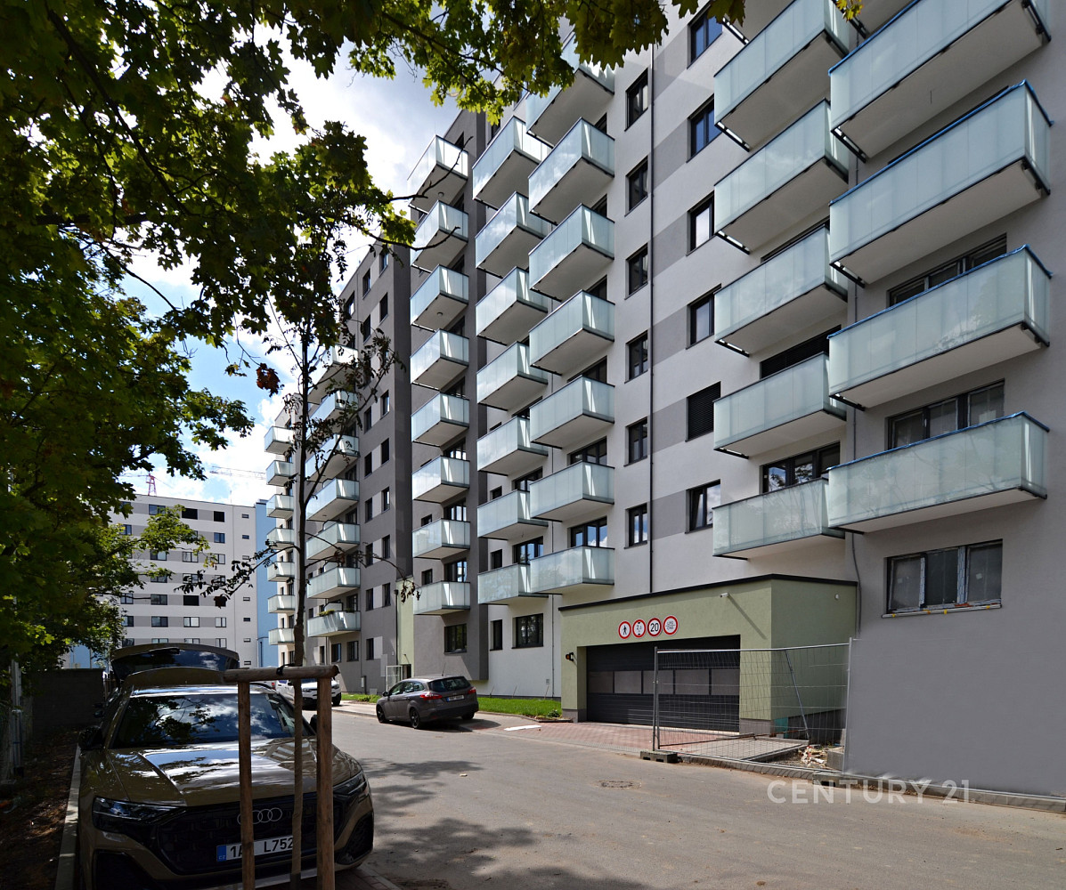 Pronájem bytu 1+kk 35 m²