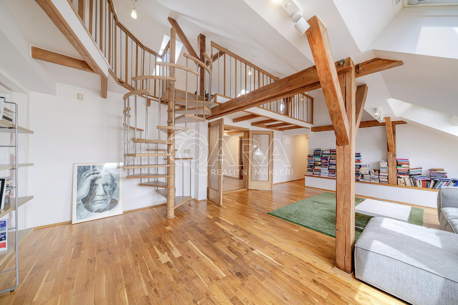 Prodej bytu 4+1 123 m² — photo 2