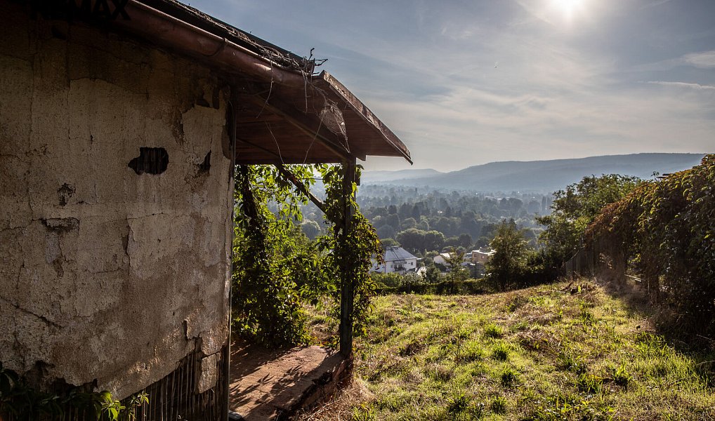 Prodej stavebního pozemku 694 m², Zadní Třebaň – náhled fotky 9
