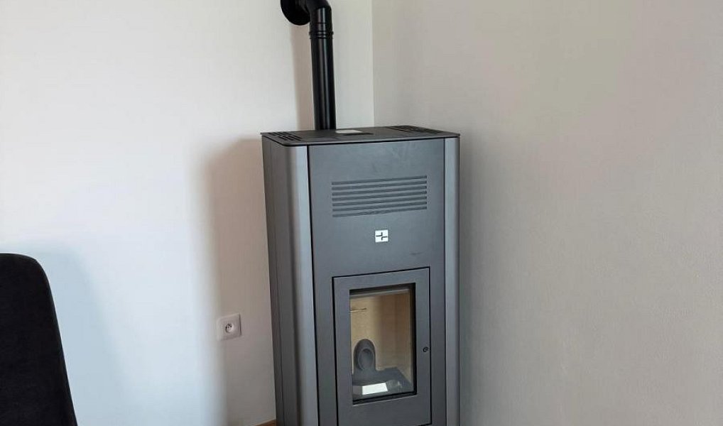 Pronájem bytu 2+kk 66 m², Hradec-Nová Ves – náhled fotky 10