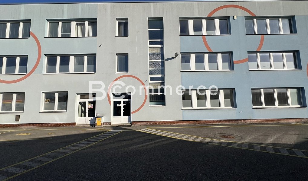 Pronájem skladovacích prostor 1 000 m², Brno – náhled fotky 11